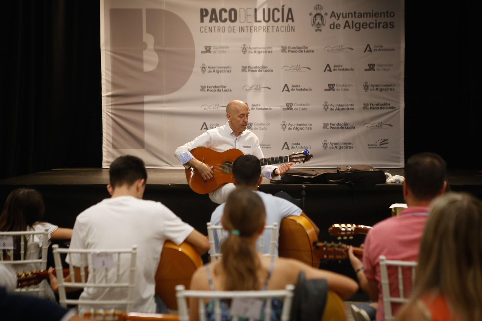 CLASES MAGISTRALES DE (13778482).jpg