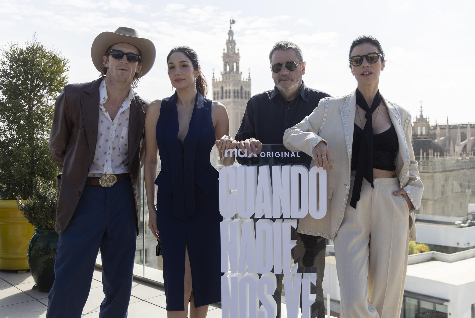 Imágenes de la presentación de la serie 'Cuando nadie nos ve' en Sevilla