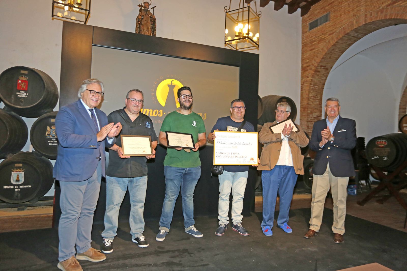 Imagen de todos los premiados en el día de ayer