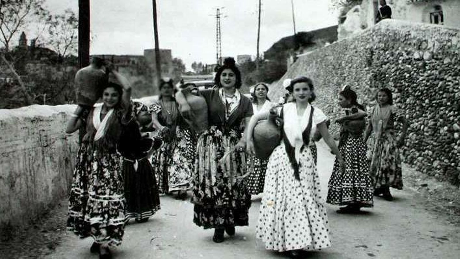 El origen del traje de flamenca en Andalucía