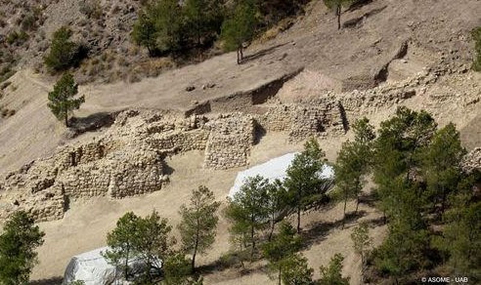 Descubren una importante fortificación de la Edad de Bronce en Murcia