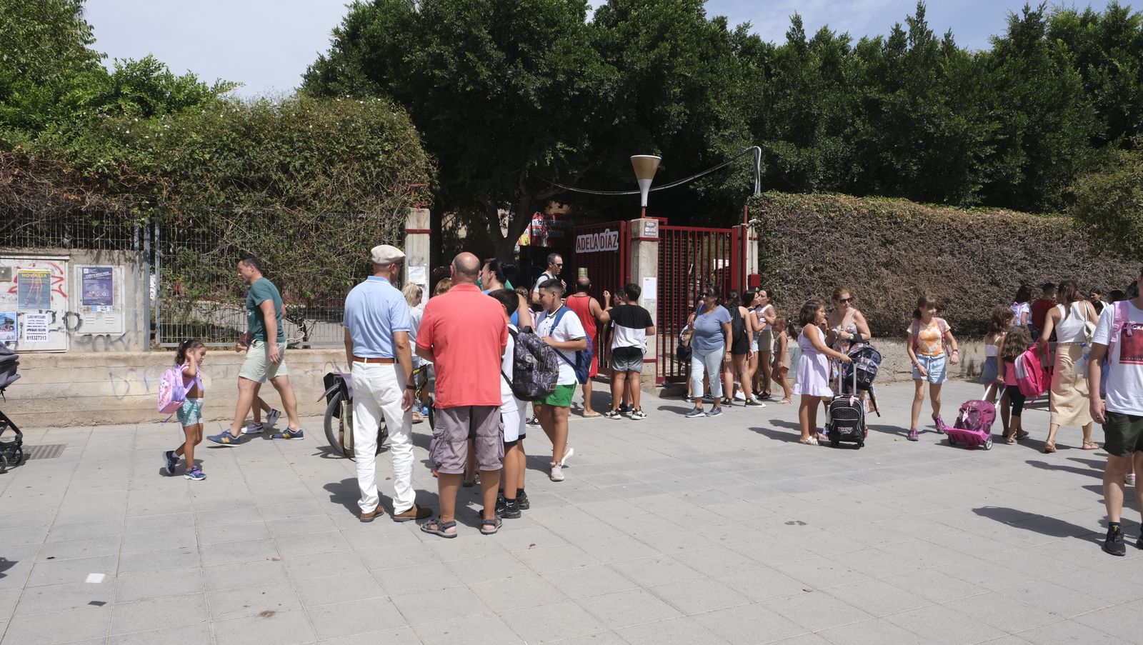 Imágenes del primer día de curso escolar en Almería