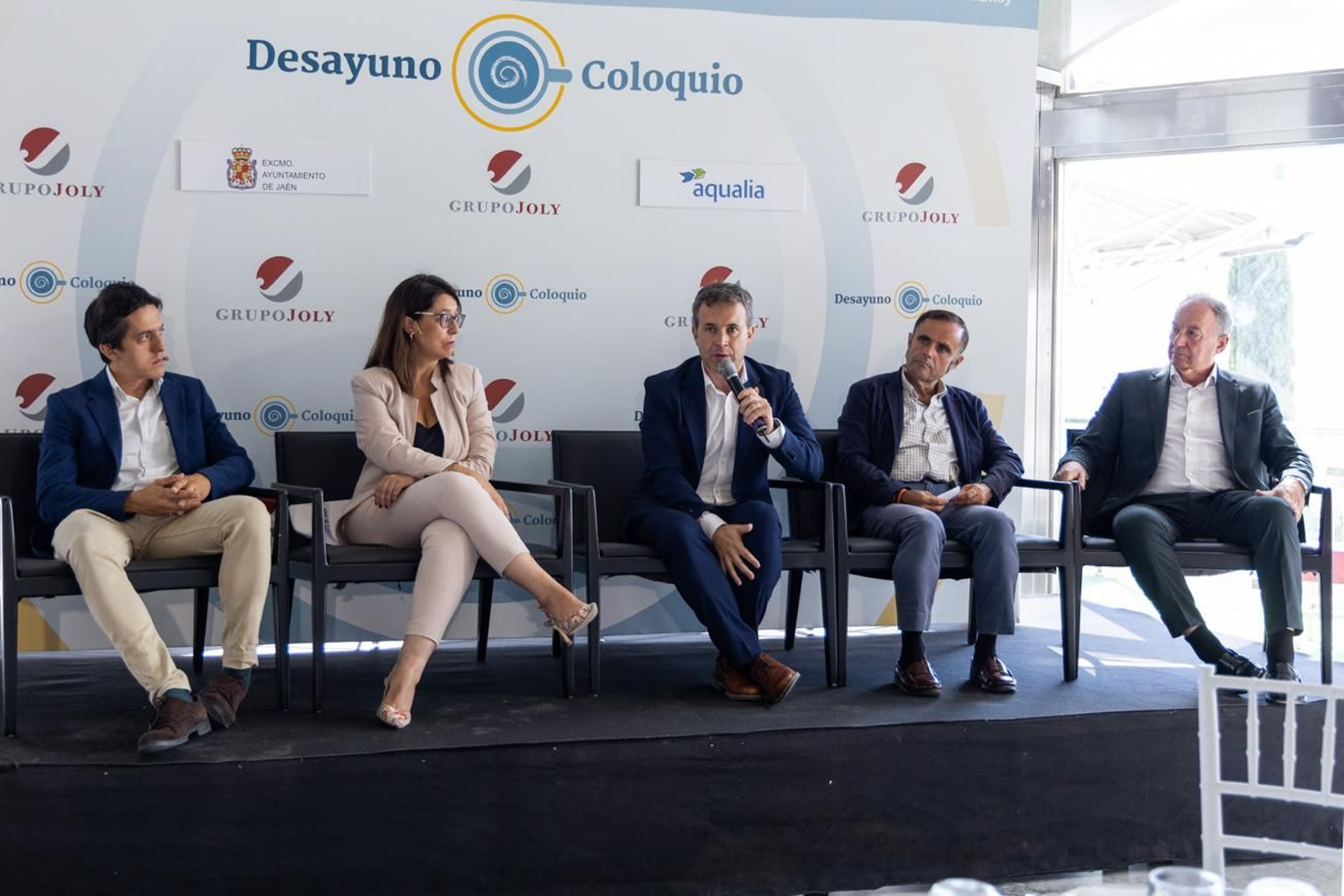 Desayuno, Coloquio "Redefiniendo el Rumbo: Jaén y su Nuevo Modelo de Ciudad"