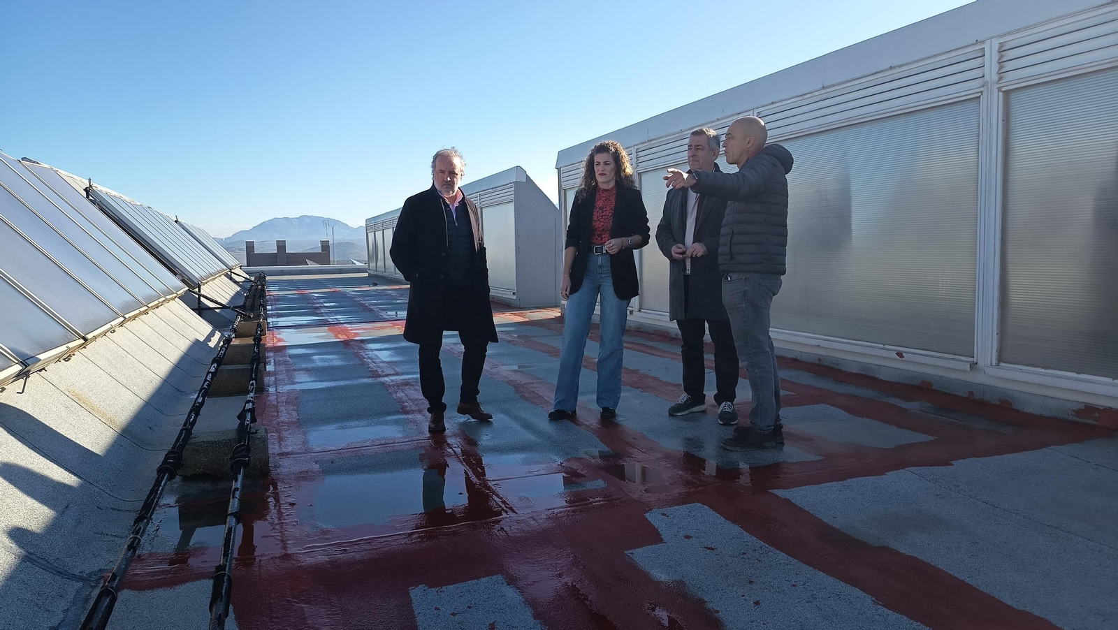 Visita técnica para conocer el estado de la cubierta.