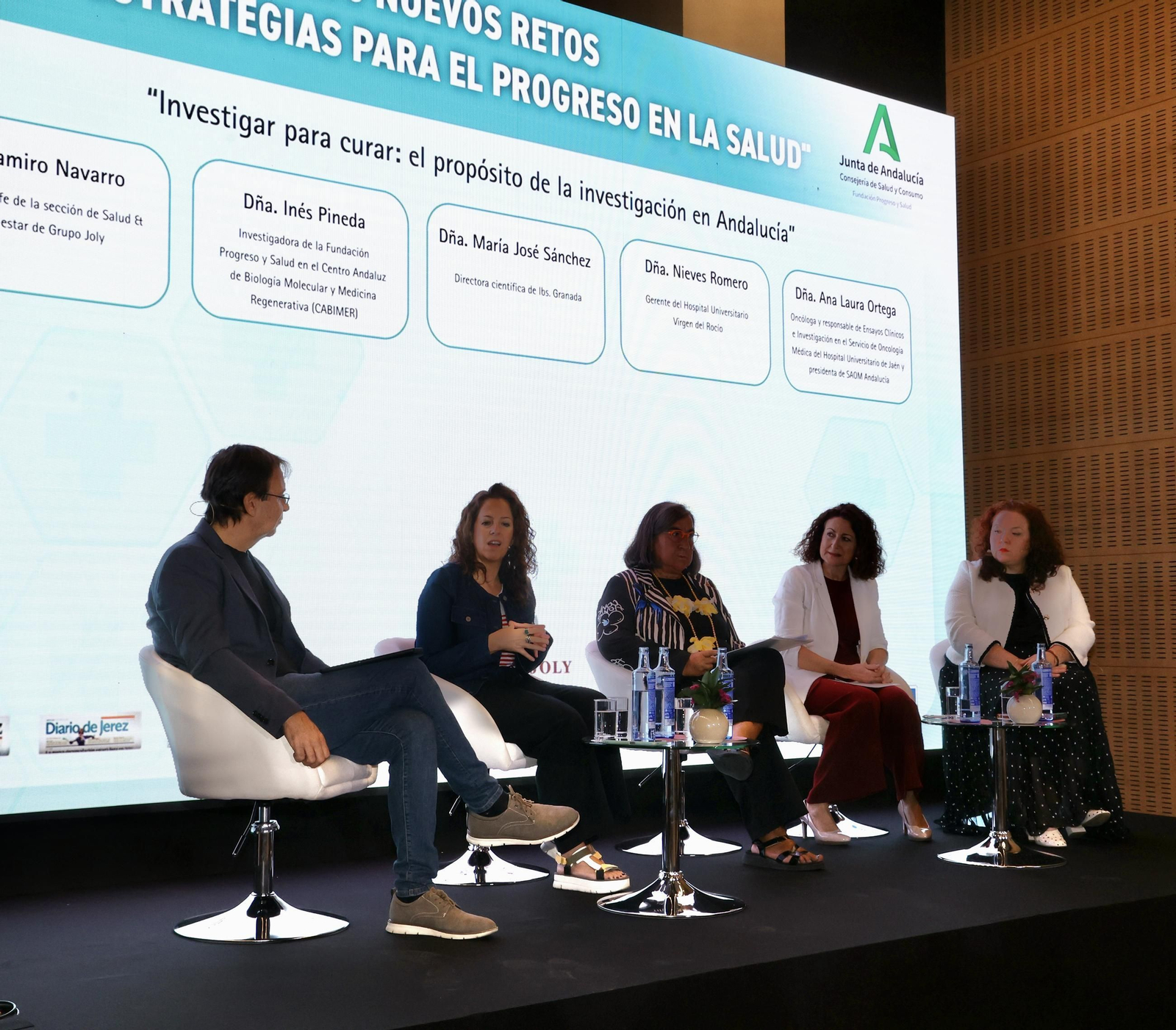 Mujeres liderando nuevos retos en las estrategias para el progreso en la salud