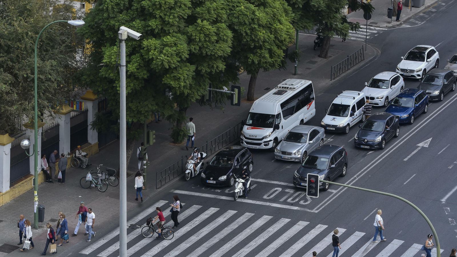 Cámara para controlar el tráfico en las principales vías de la capital. Cámara para controlar el tráfico en las principales vías de la capital.