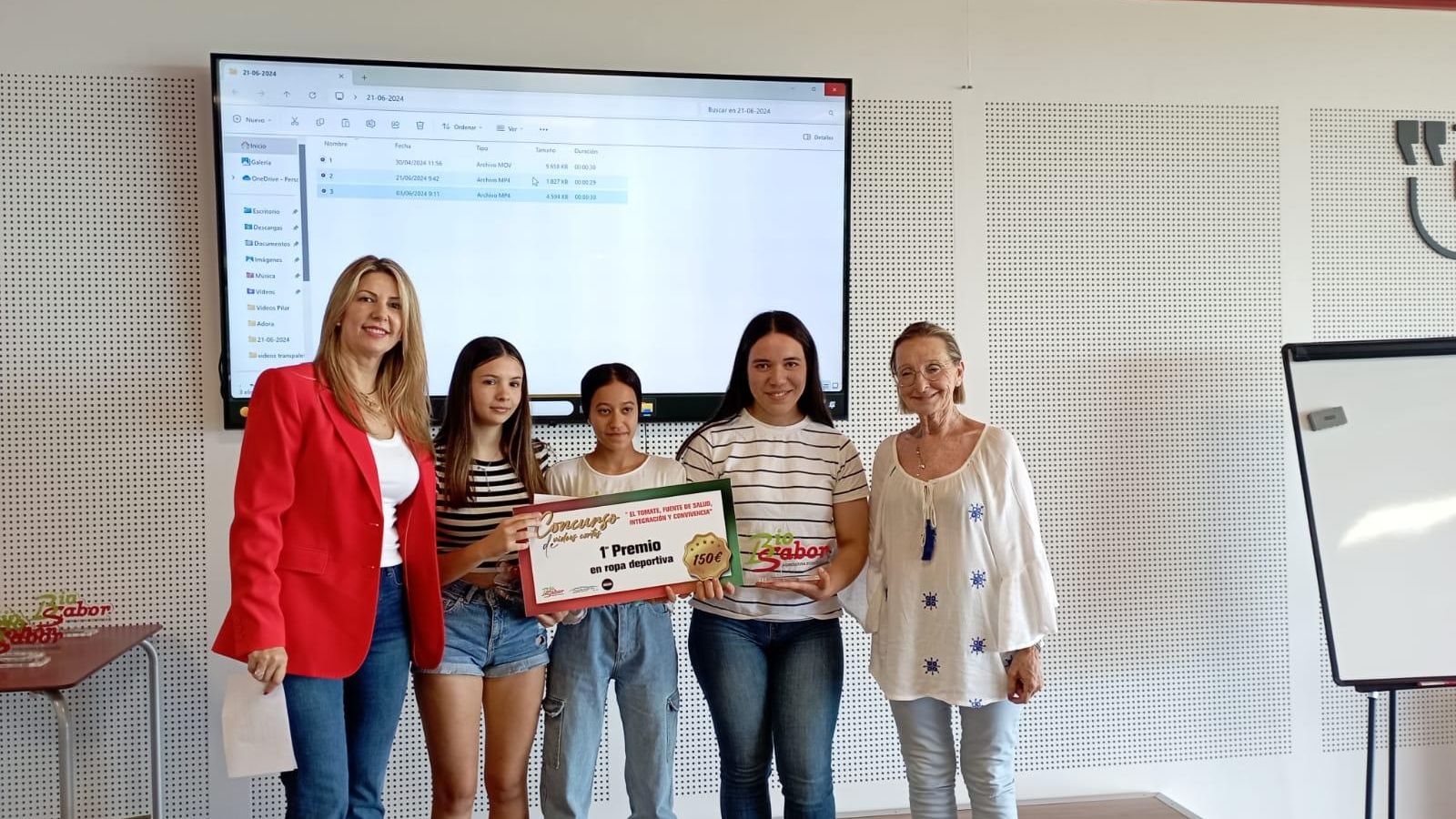 Ganadoras del certamen.