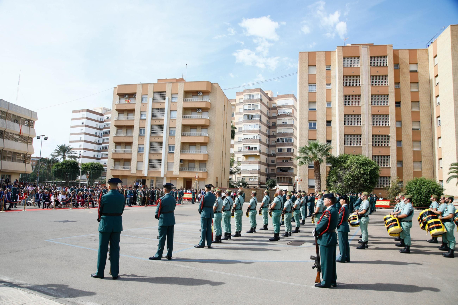 Los actos de la Guardia Civil en honor a la Virgen del Pilar, en imágenes