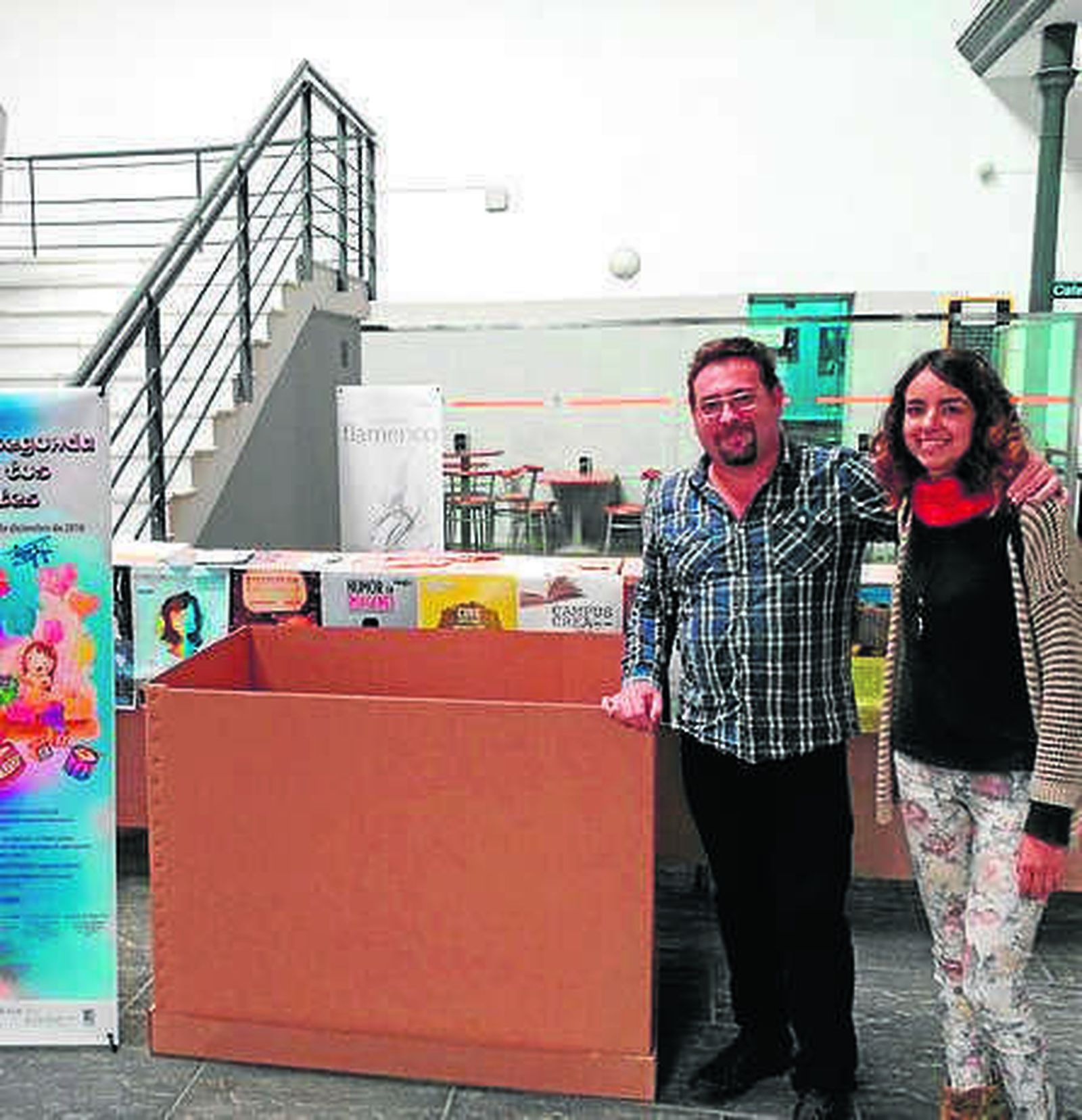 Voluntarios en la recogida de juguetes.