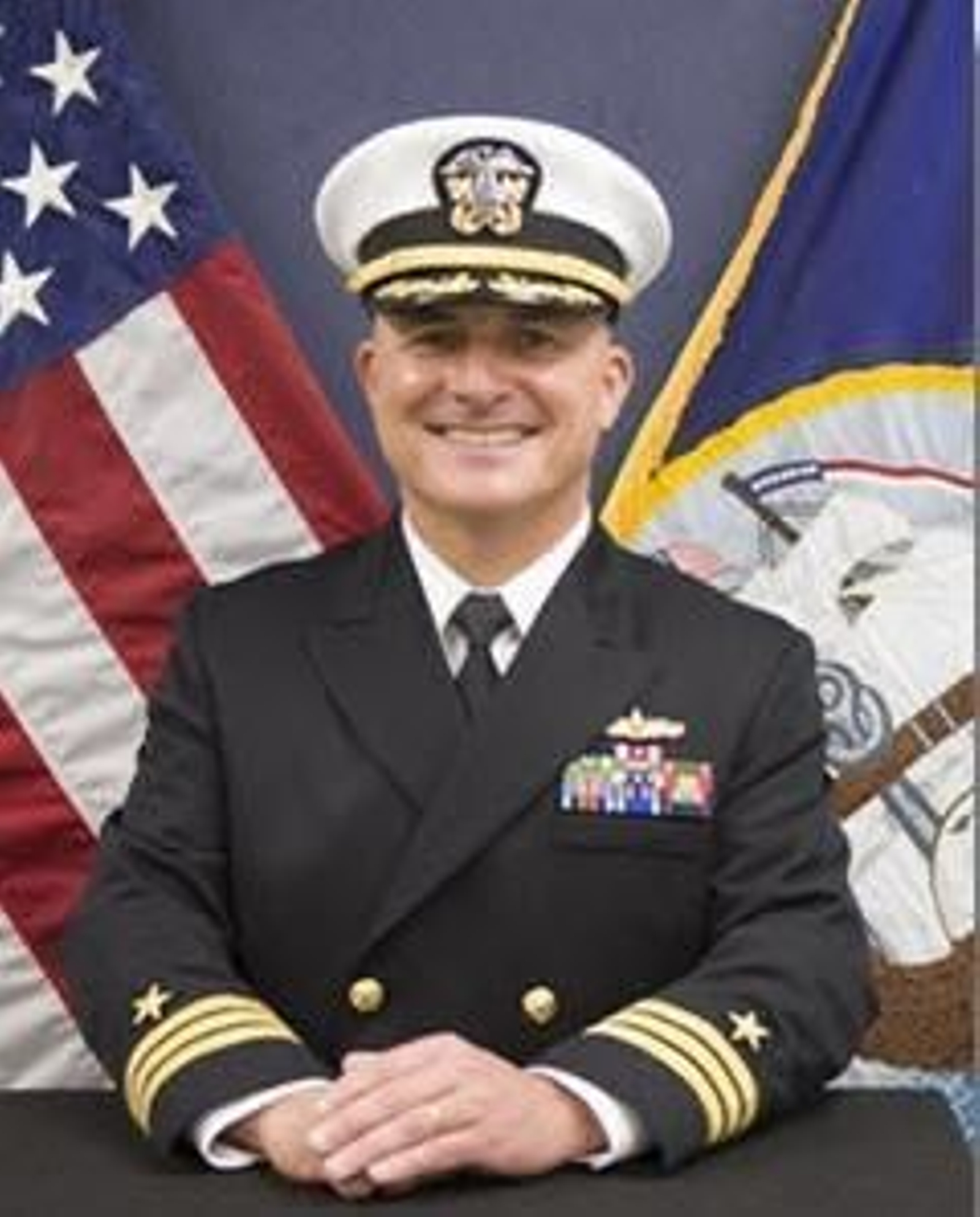 El comandante Thomas G. Ralston, nacido en Rota y criado en El Puerto, estará al mando del Uss Porter.