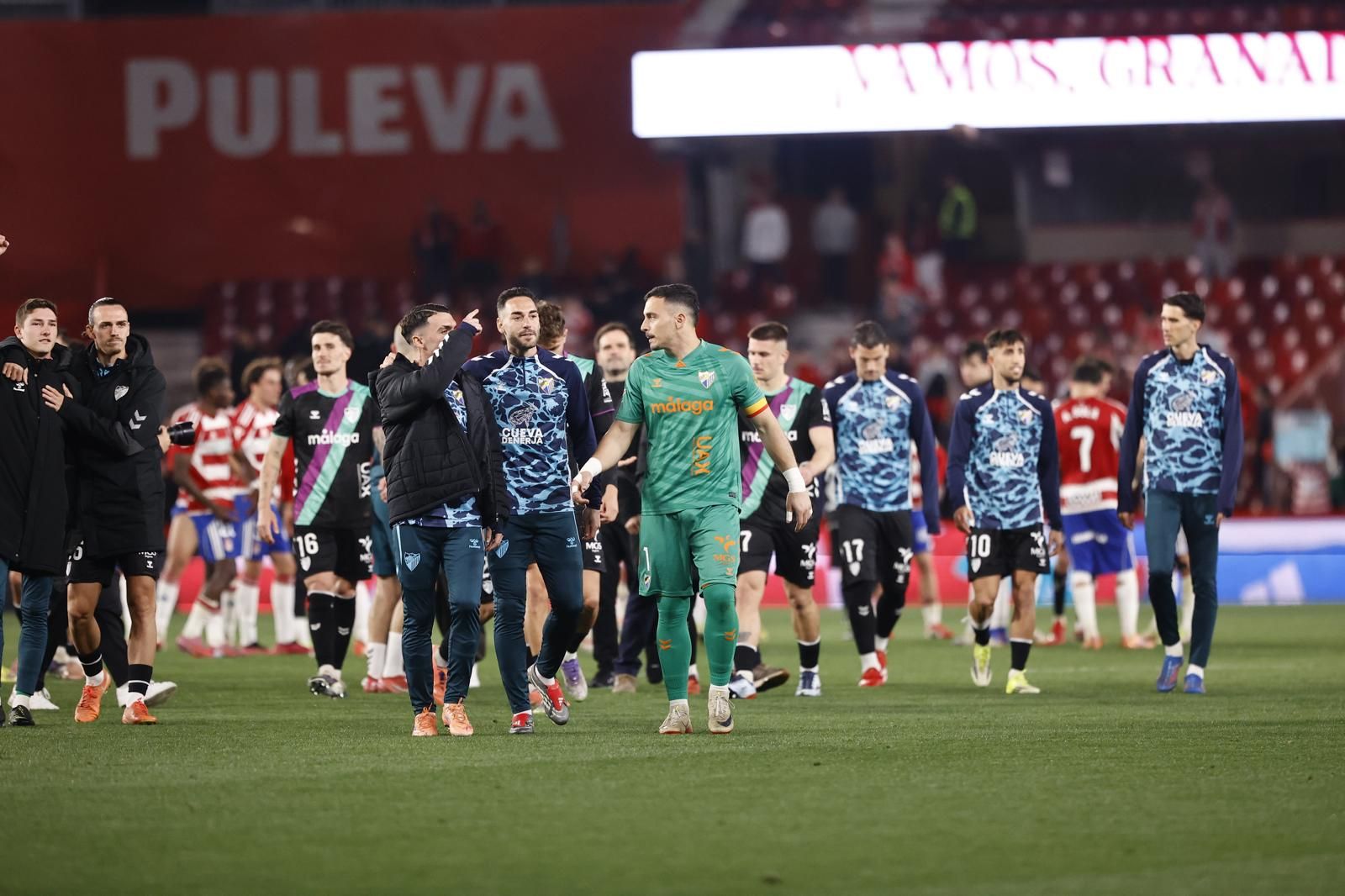 El Granada-Málaga CF, en fotos