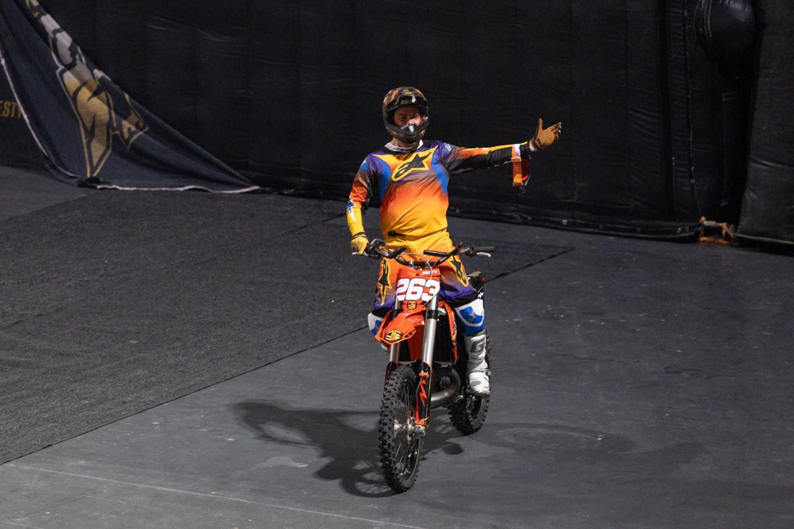 En imágenes: el Soloflow Freestyle enamora en Jaén con acrobacias y espectáculo en estado puro