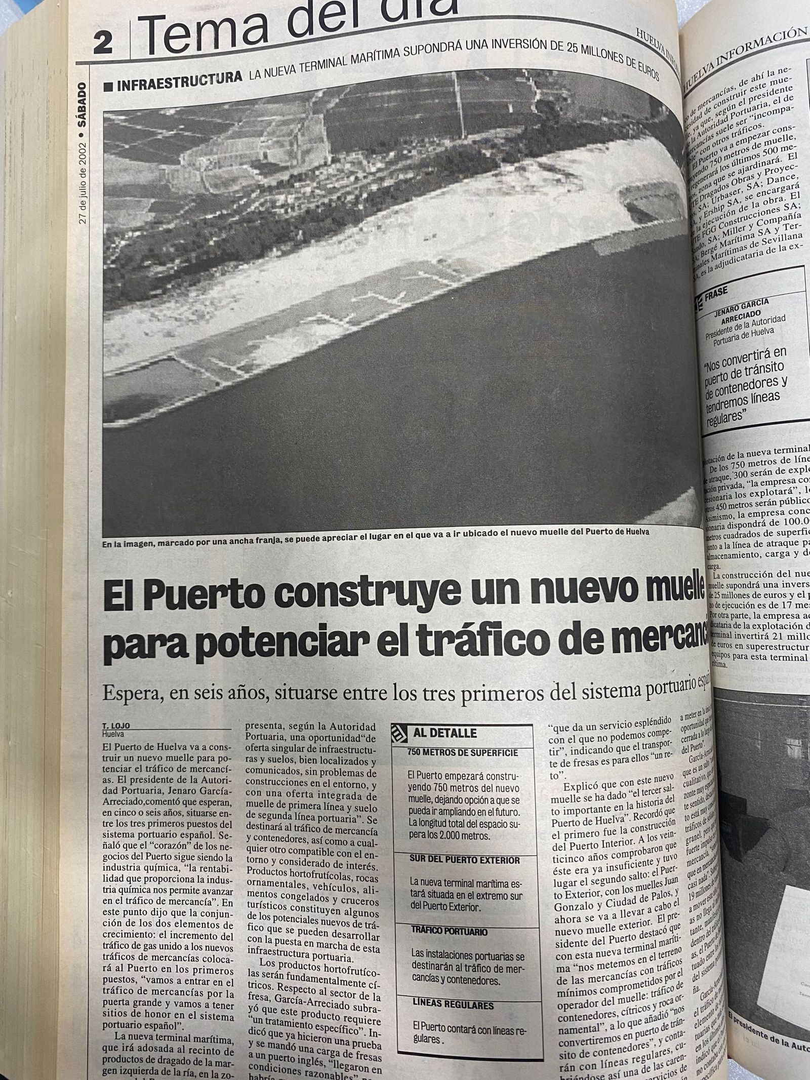 Noticia de 2002 sobre la construcción de un nuevo muelle en el Puerto de Huelva