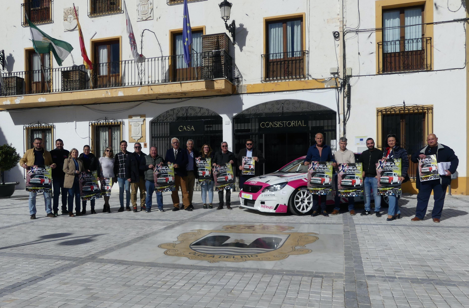 Foto de familia en la presentación de la X Edición del Rally Valle del Almanzora y Sierra de los Filabres.