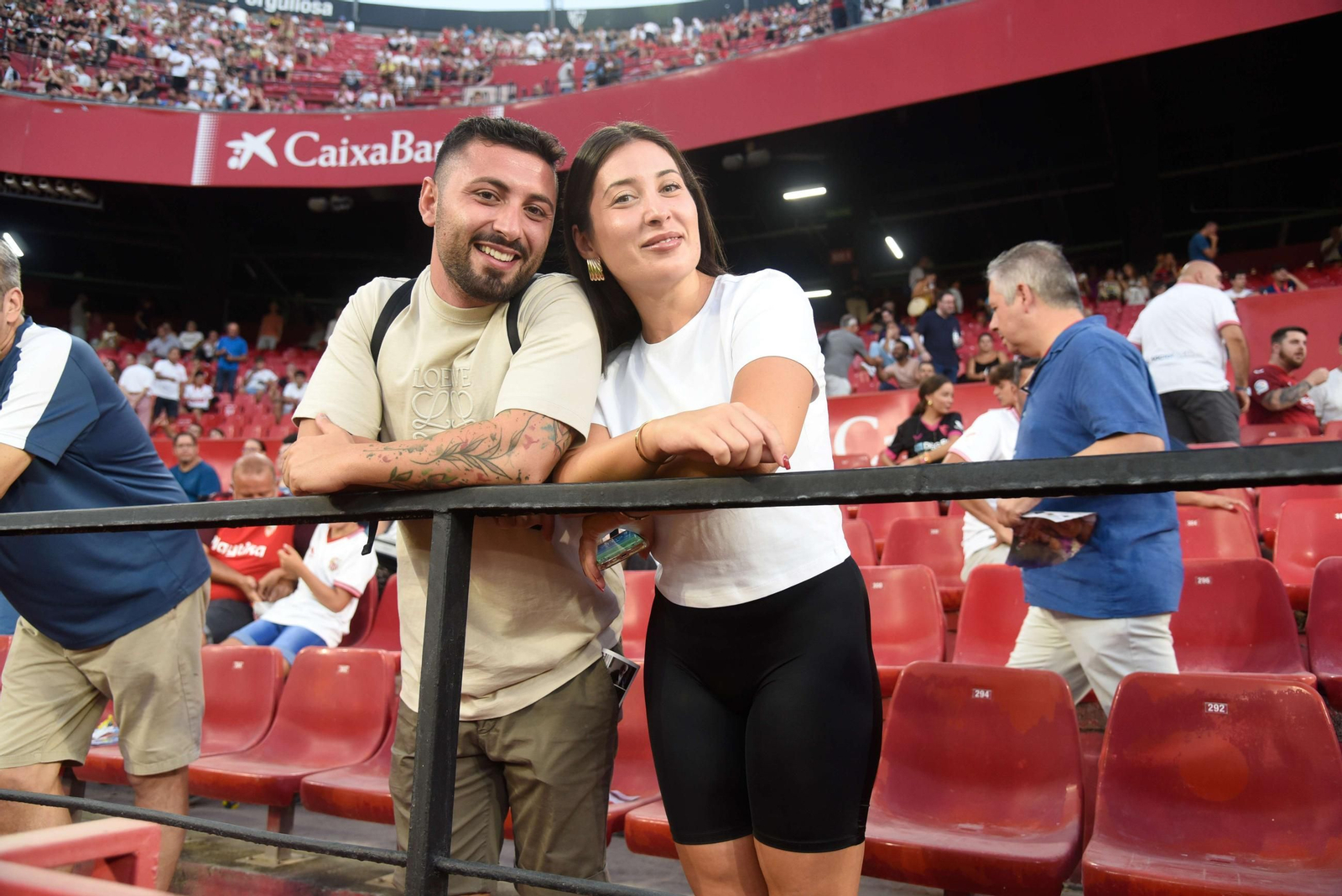 Búscate en las gradas del Pizjuán en el Sevilla Villarreal