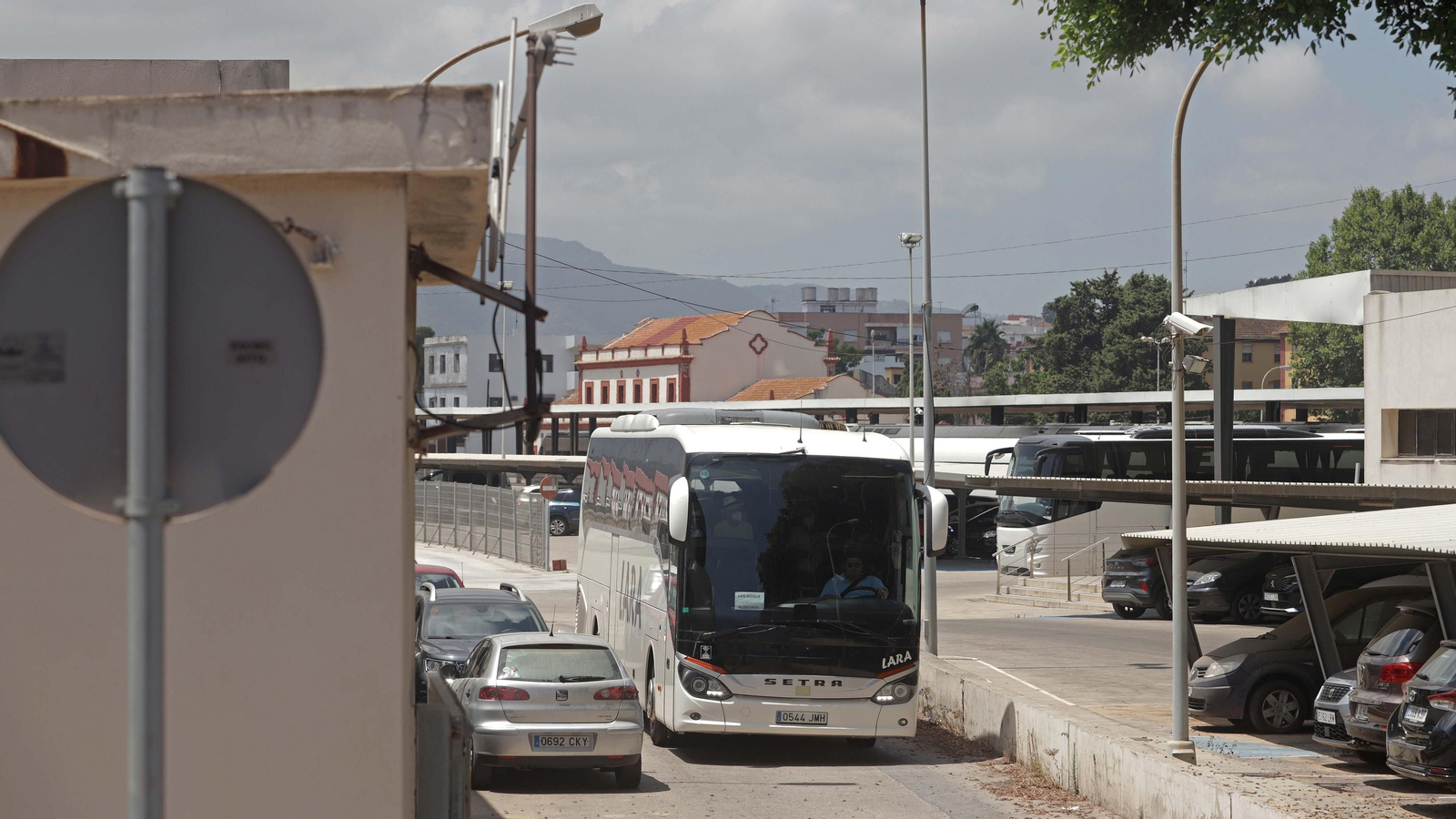 Fotos del primer día del servicio de autobuses de Renfe en la conexión Algeciras - Madrid