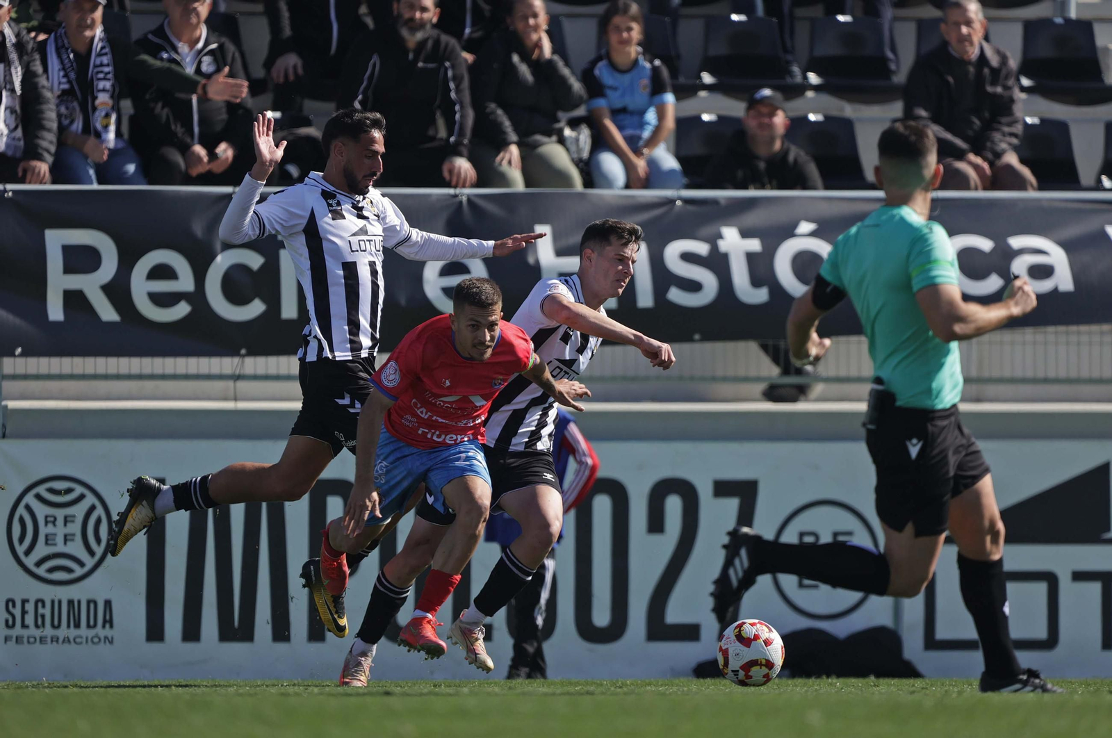 Las mejores fotos del Balona - Deportiva Mirena de Segunda Federación