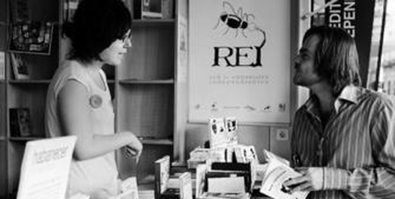 La caseta de la Red de Editoriales Independientes está presente en la actual edición de la Feria del Libro.