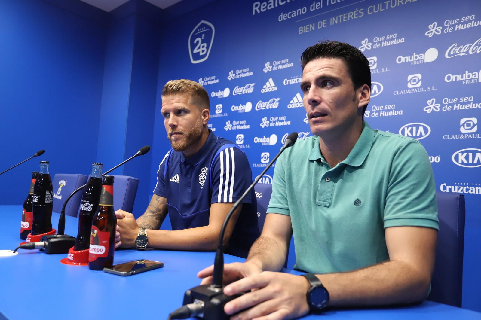 Jorge Morcillo y Juan Antonio Zamora, durante la rueda de prensa de ayer.