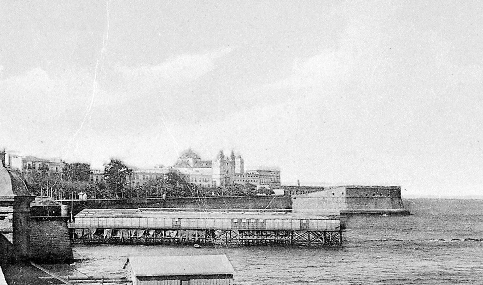 1868 hace 150 añosBendición de los Baños de Nuestra Señora del Carmen