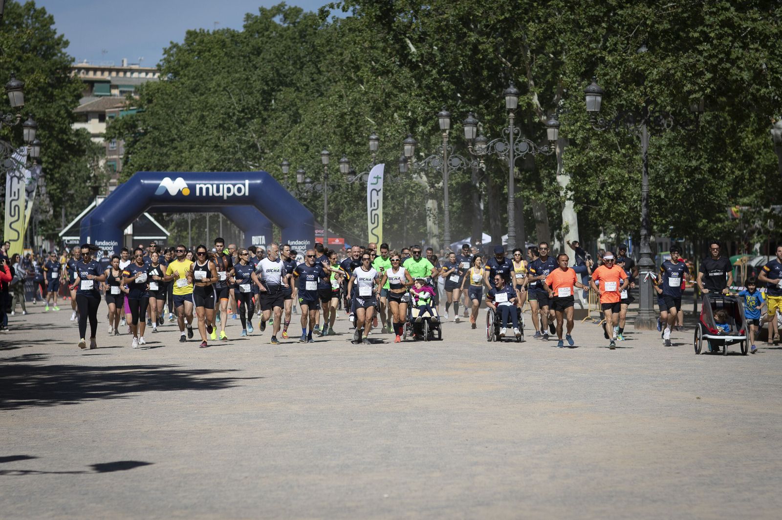Encuéntrate en las imágenes de la carrera de la Policía Nacional 'Ruta 091'
