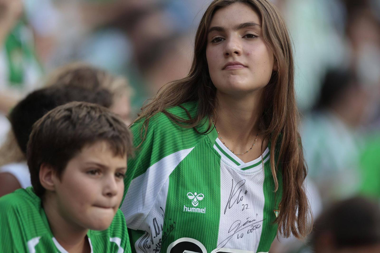Búscate en las fotos del Betis - Athletic Club