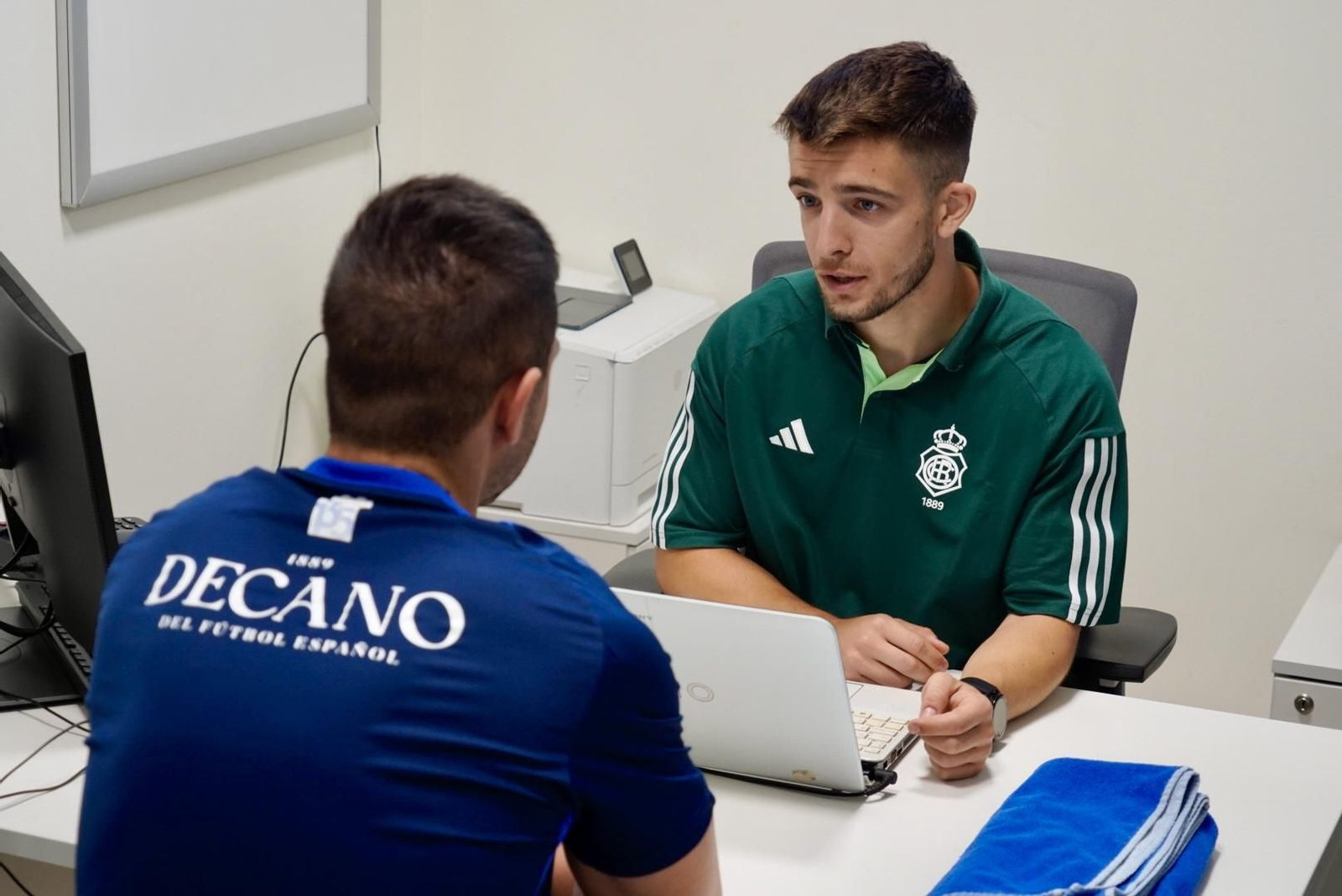 Imágenes del reconocimiento médico realizado a los jugadores del Recreativo de Huelva Imágenes del reconocimiento médico realizado a los jugadores del Recreativo de Huelva