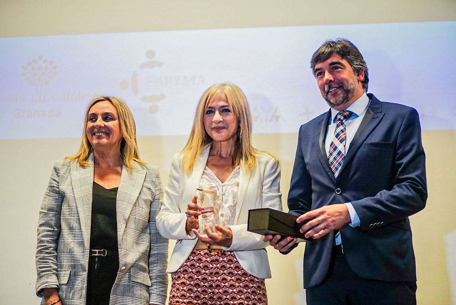 Fotos:  Premios Granada  por la Educación