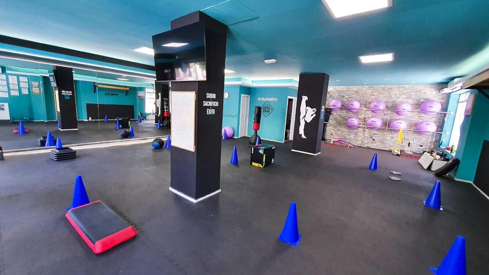 Instalaciones del club, respetando las distancias de seguridad