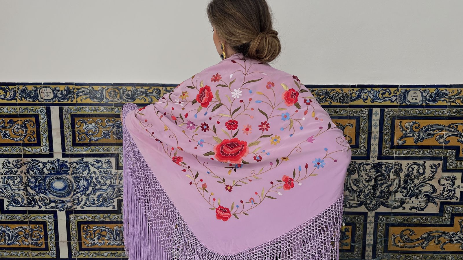 Mantón de manila de la firma Bordados Foronda