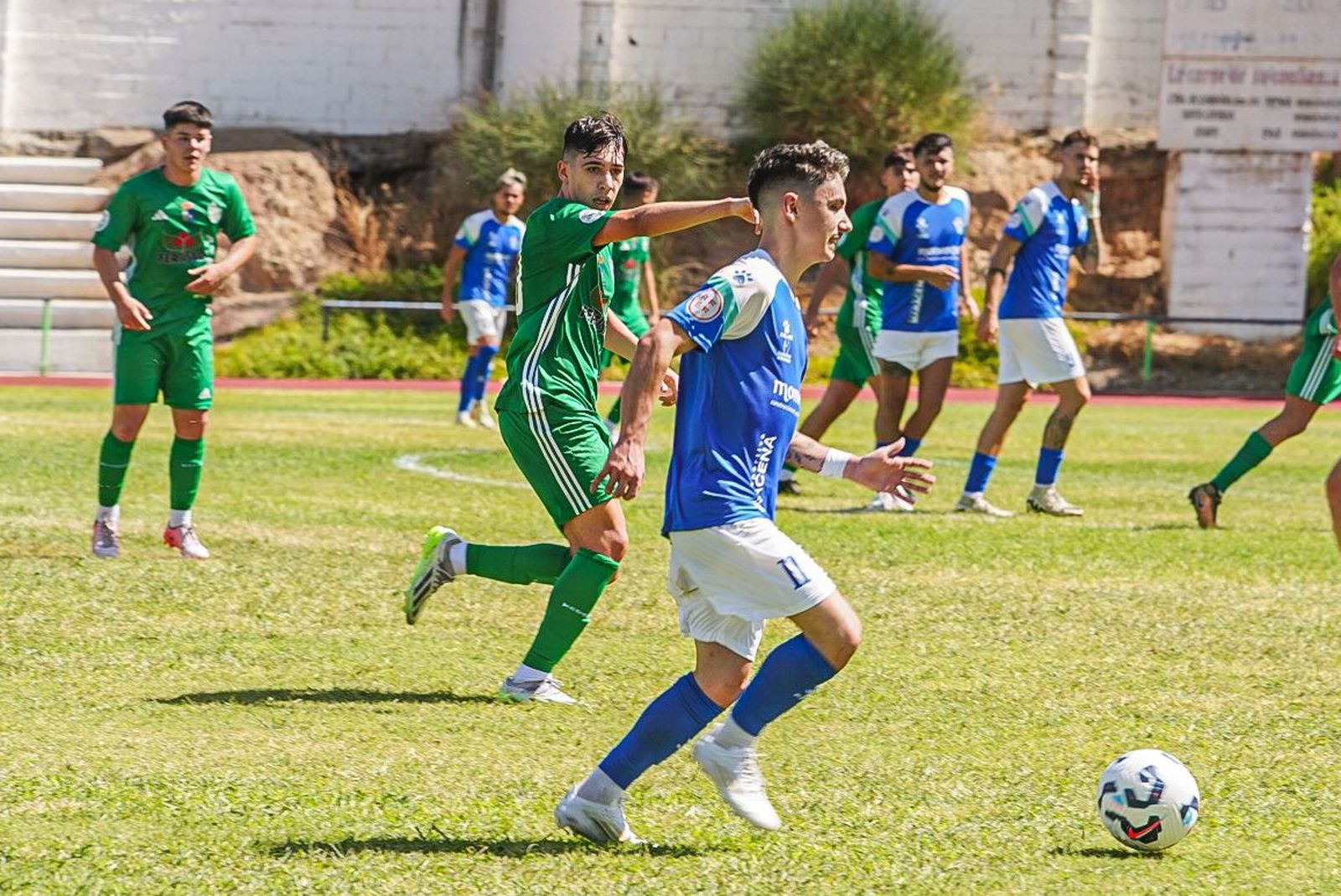 La UD Maracena arrancó con victoria en el derbi granadino