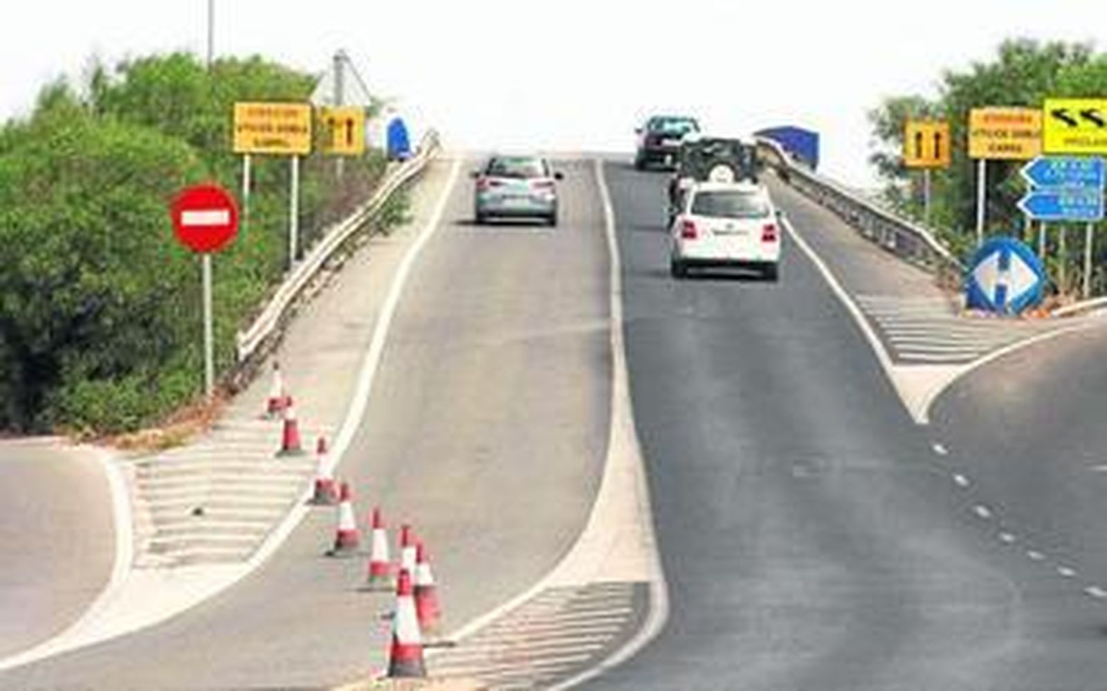 El desdoblamiento de la calzada en la salida norte de la ciudad ya se puso en marcha de manera provisional en verano, sobre todo los domingos.