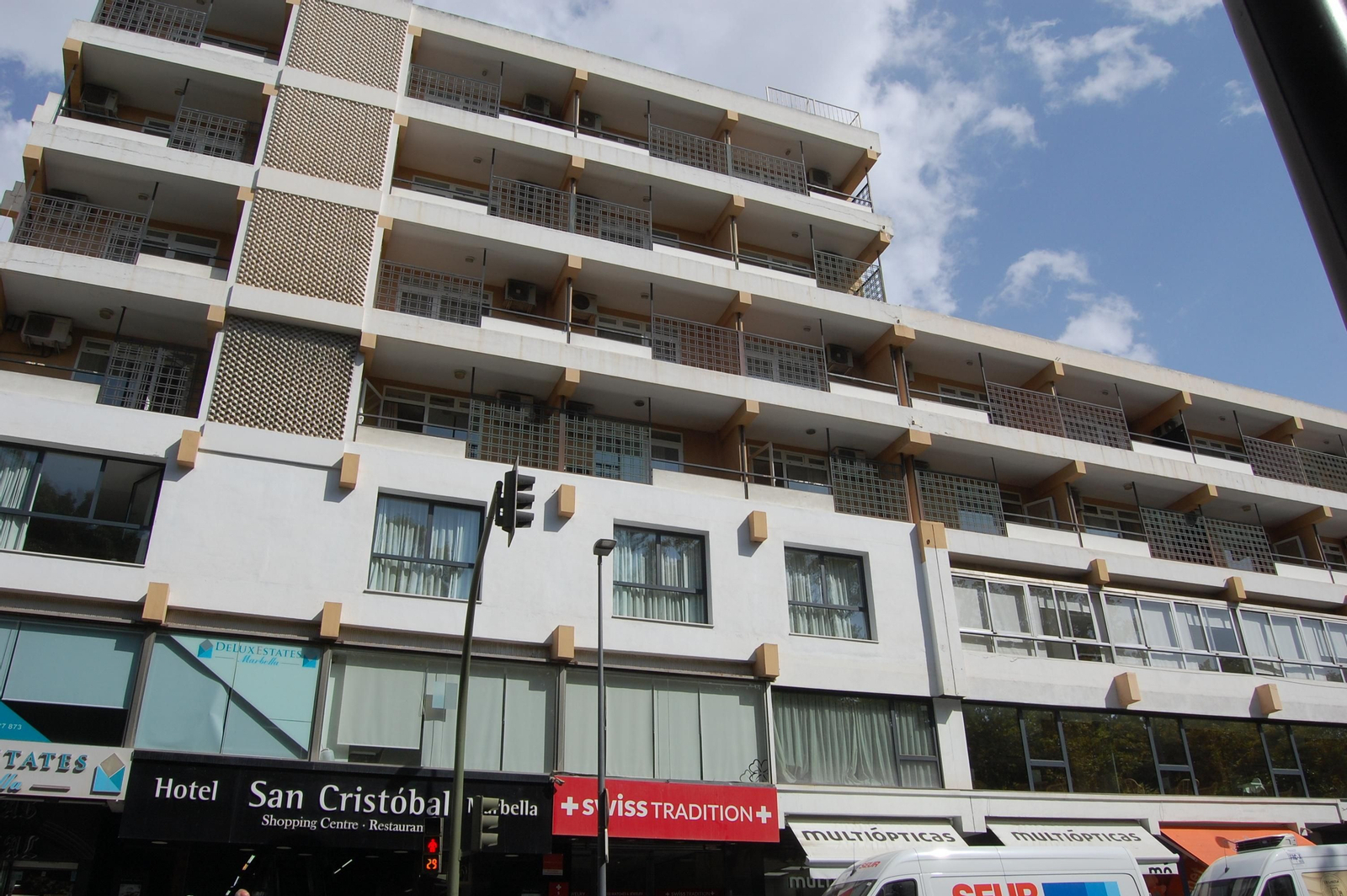 El hotel San Cristóbal de Marbella días antes de emprender una reforma integral para elevar su categoría.