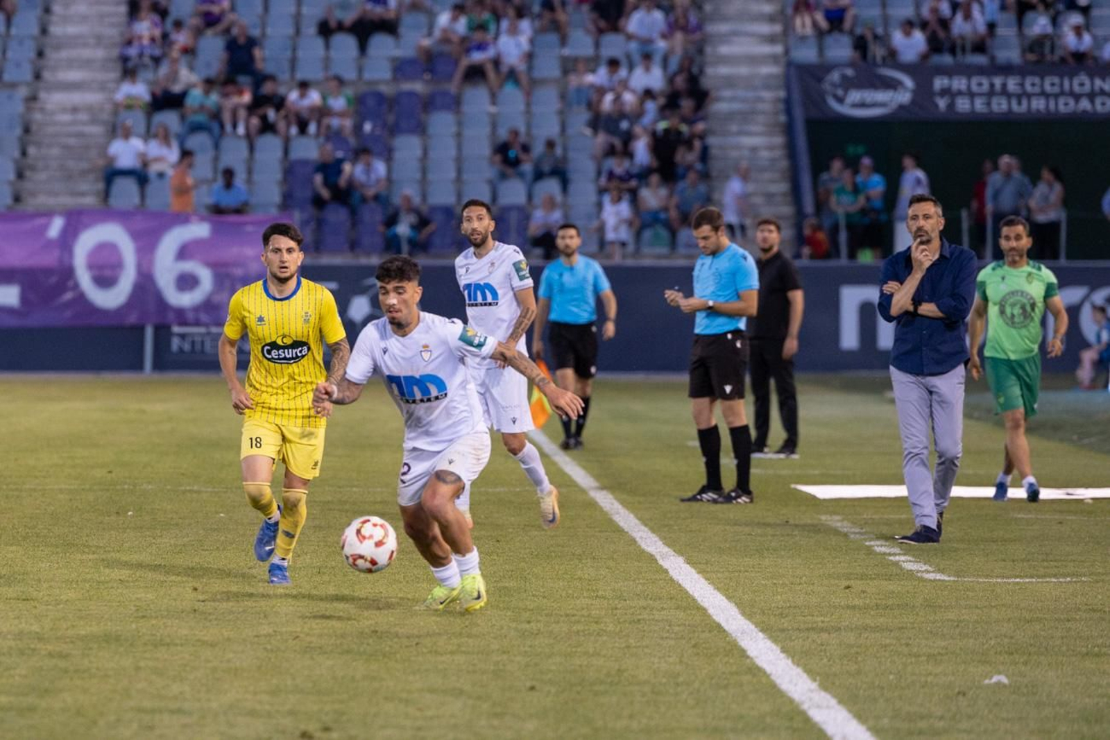 Las mejores imágenes del Real Jaén - CD Huétor Tájar Las mejores imágenes del Real Jaén - CD Huétor Tájar