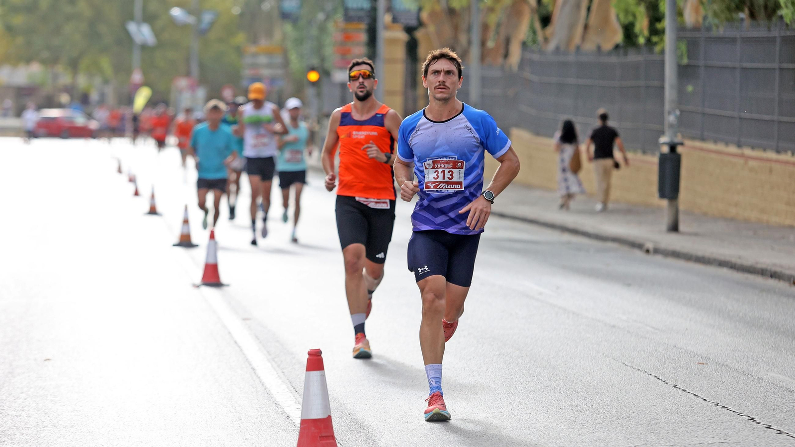 Búscate en la Media Maratón de Jerez 2025 (6)