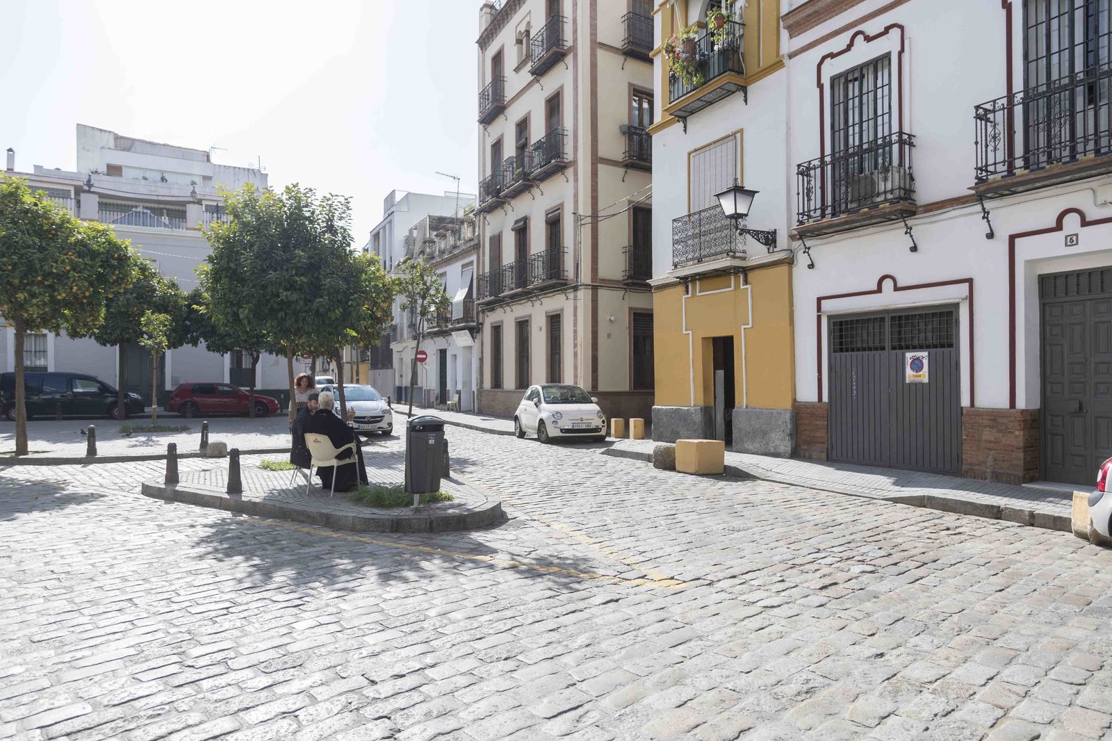 Plaza de la Mata en la esquina con  la calle Vulcano.