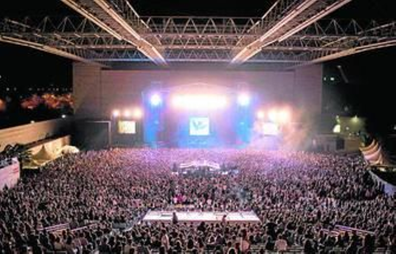 Una vista parcial del auditorio sevillano durante el concierto de Juanito Makandé.