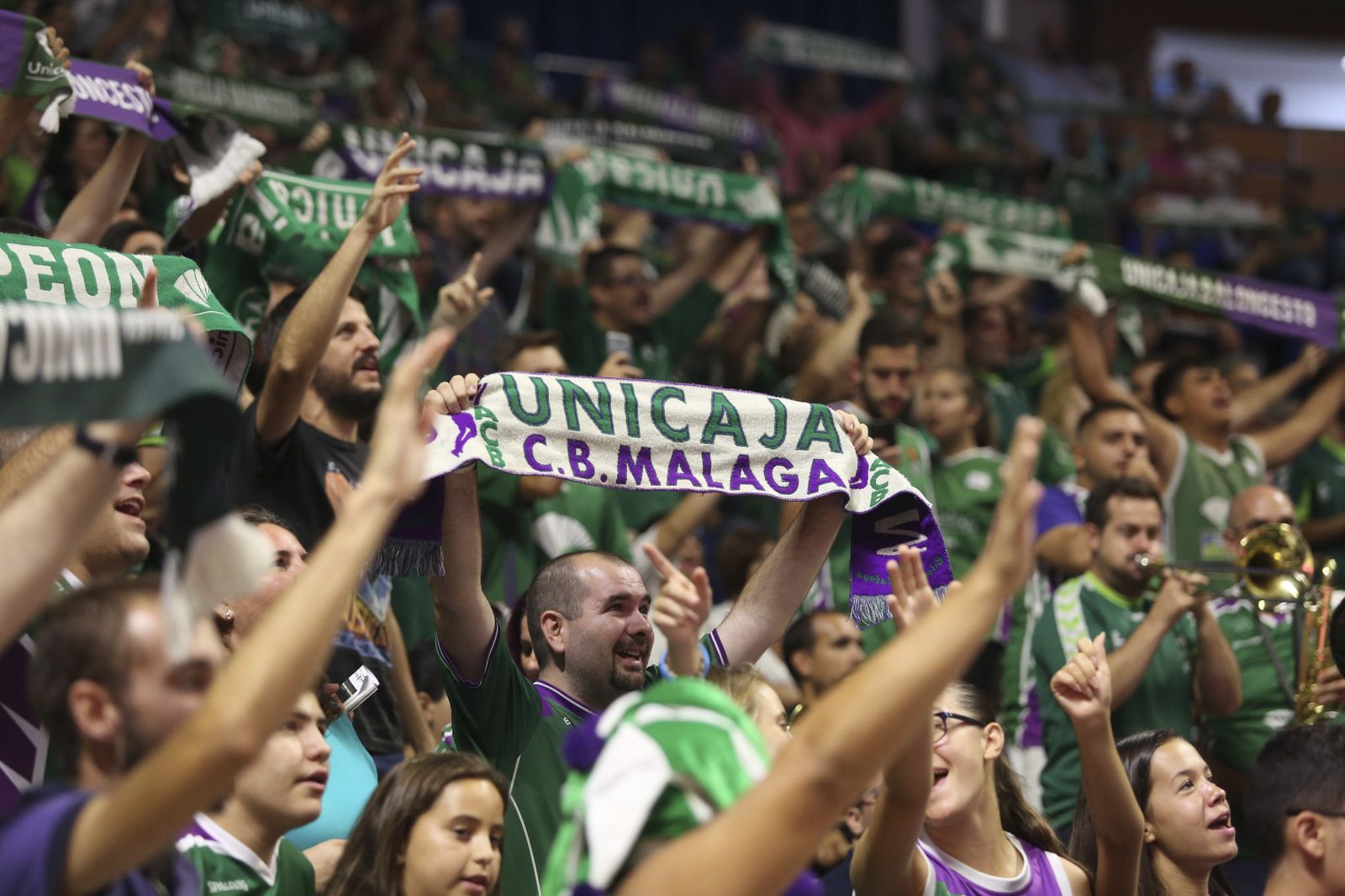 La afición del Unicaja anima esta temporada