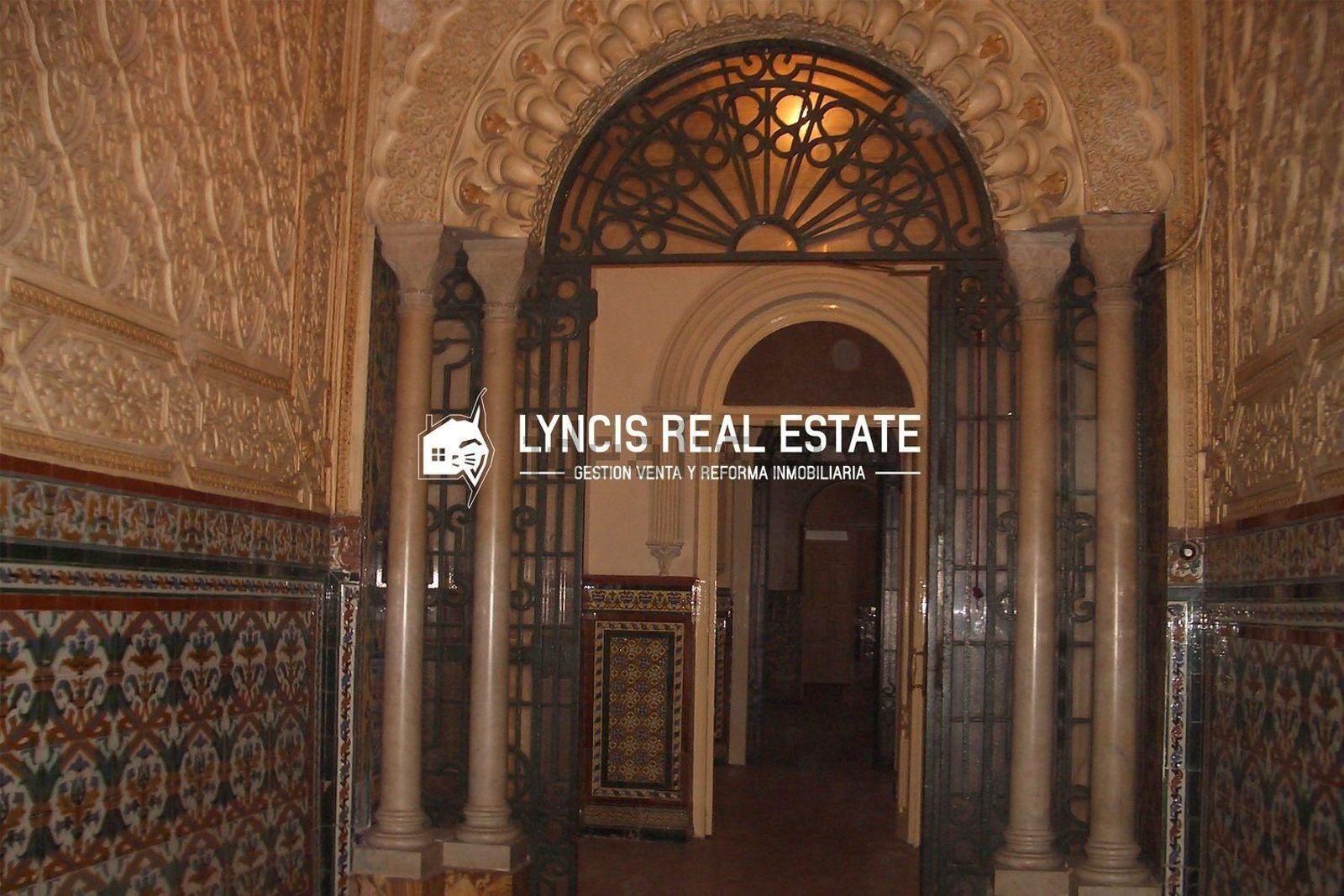 La histórica y misteriosa casa-palacio de Huelva que se encuentra a la venta