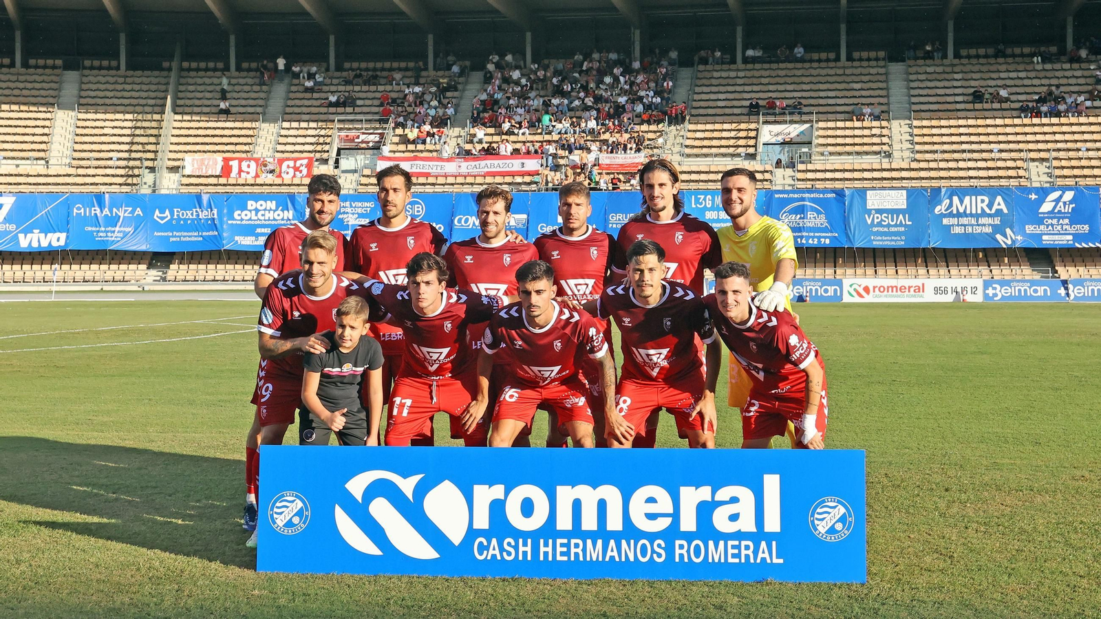 Imágenes del Xerez DFC contra el Atlético Antoniano en Chapín
