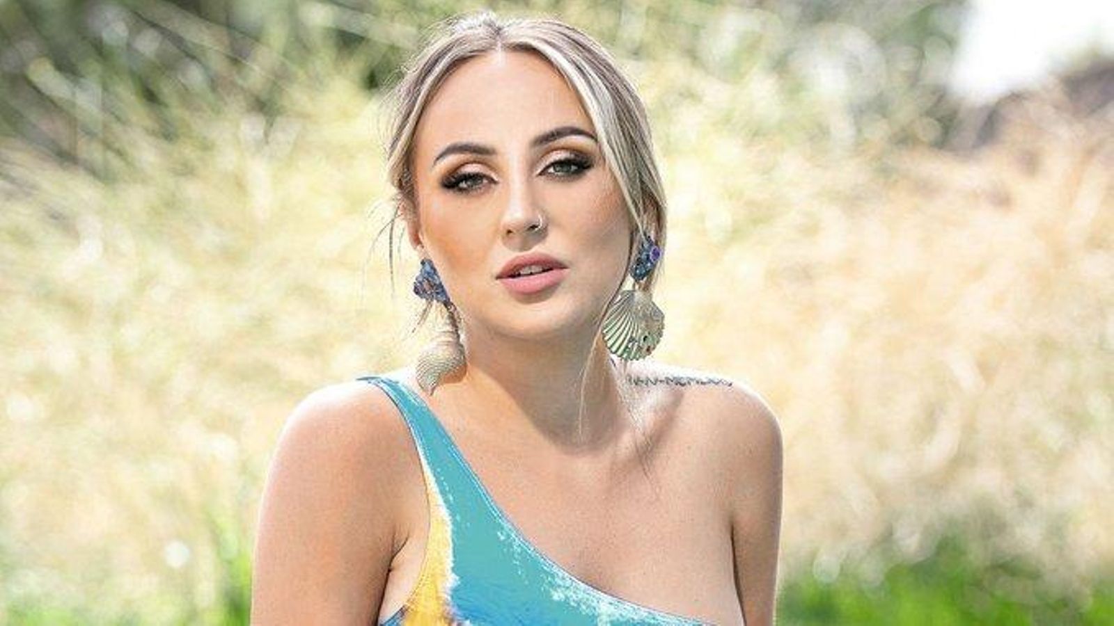 Rocío Flores en la portada de 'Semana¡