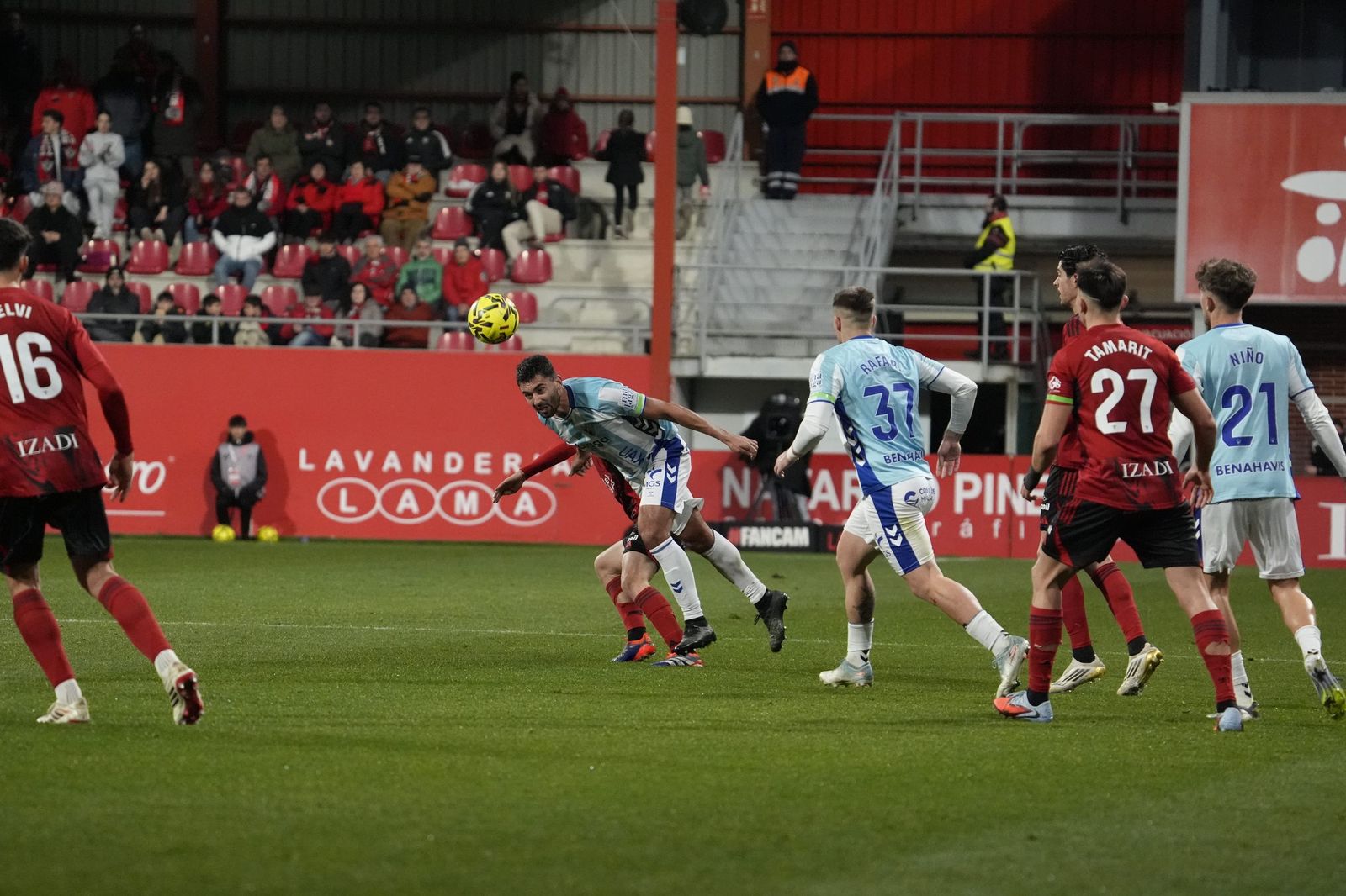 El Mirandés-Málaga CF, en fotos