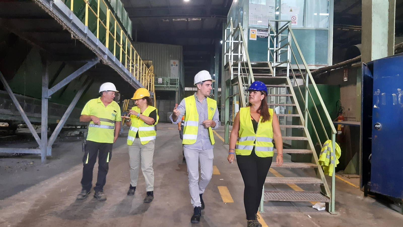 Jaime Espinar, en su visita a Las Calandrias. Jaime Espinar, en su visita a Las Calandrias.