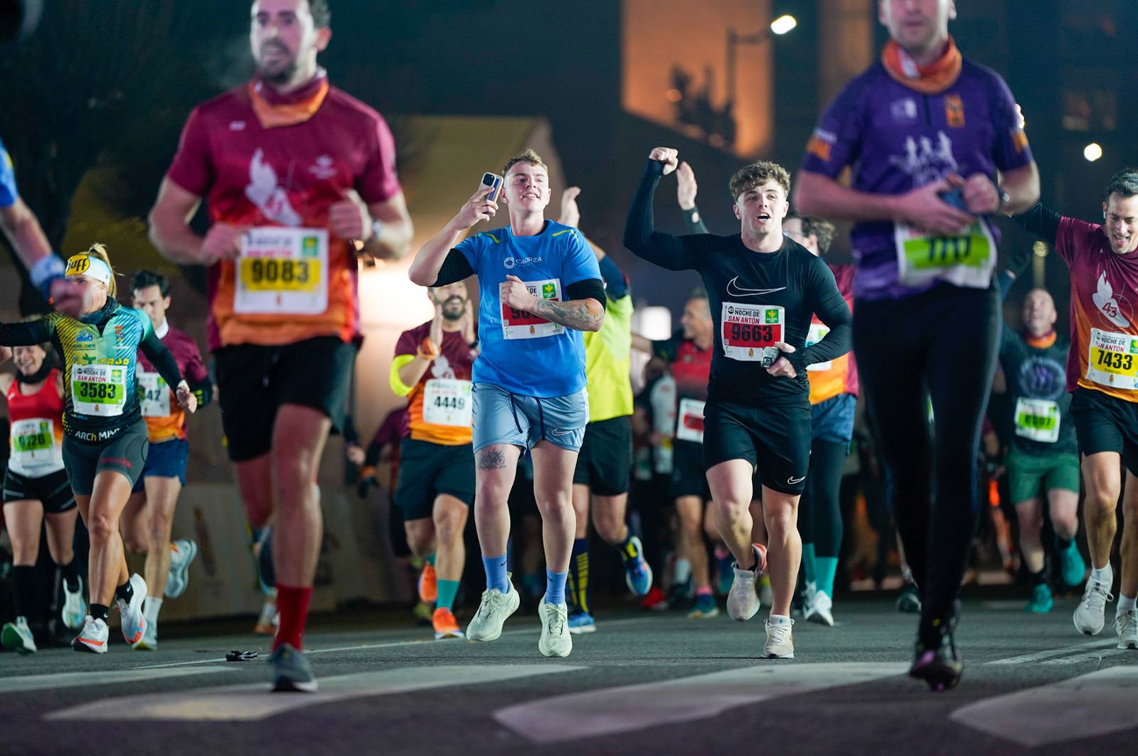 En imágenes: búscate en tu llegada a meta de la Carrera de San Antón 2026 (9)