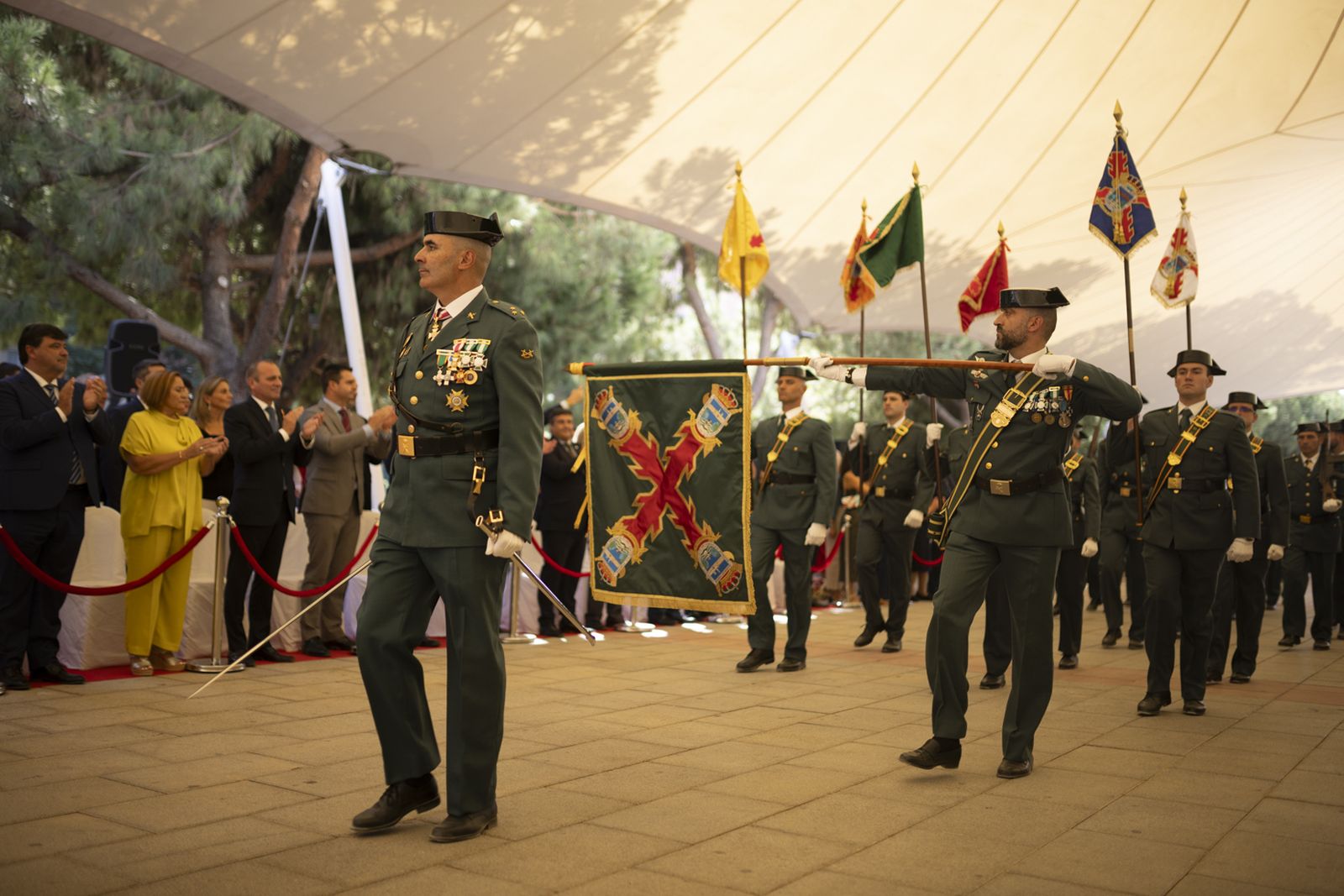 Imágenes de los actos de celebración de la festividad de la patrona de la Guardia Civil, la Virgen del Pilar.