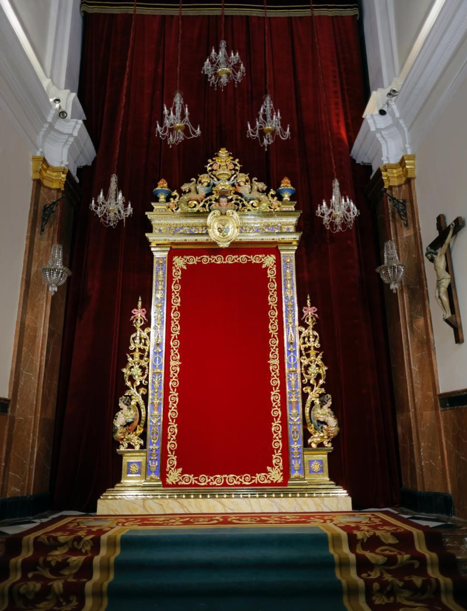 El nuevo dosel de la Esperanza de Triana