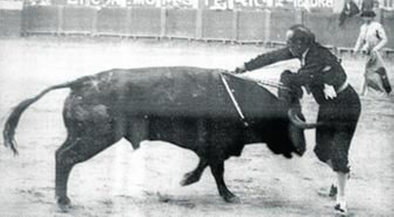 Ignacio Sánchez Mejías, un torero del que Lorca aseguró que "tardará mucho en nacer, si es que nace / un andaluz tan claro, tan rico de aventura".