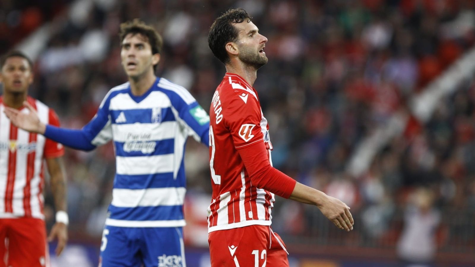 Leo Baptistao se lamenta de una ocasión desperdiciada en el primer tiempo.