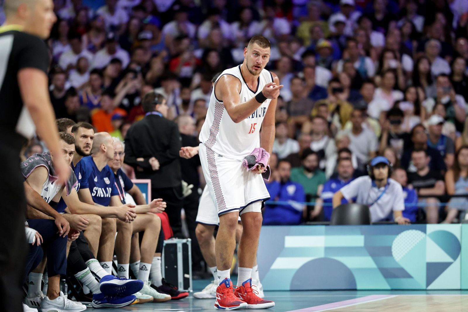 Jokic, en el debut de Serbia.