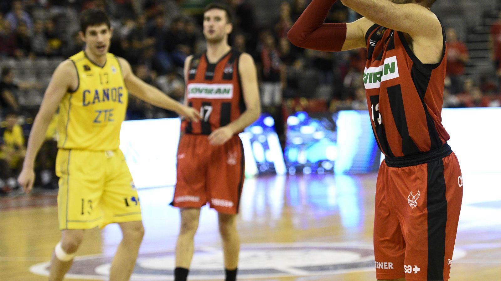 El gaditano, en plena ejecución de un lanzamiento